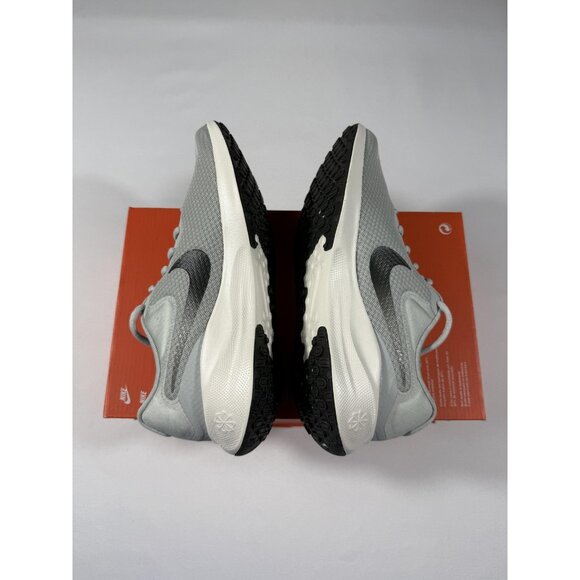 New Nike Revolution 7 Shoes Mens Size 7 Gray White Running Sneakers FB2207-011 - Picture 6 of 10